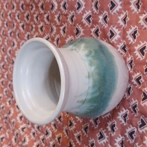 Porcelain Thrown Vase